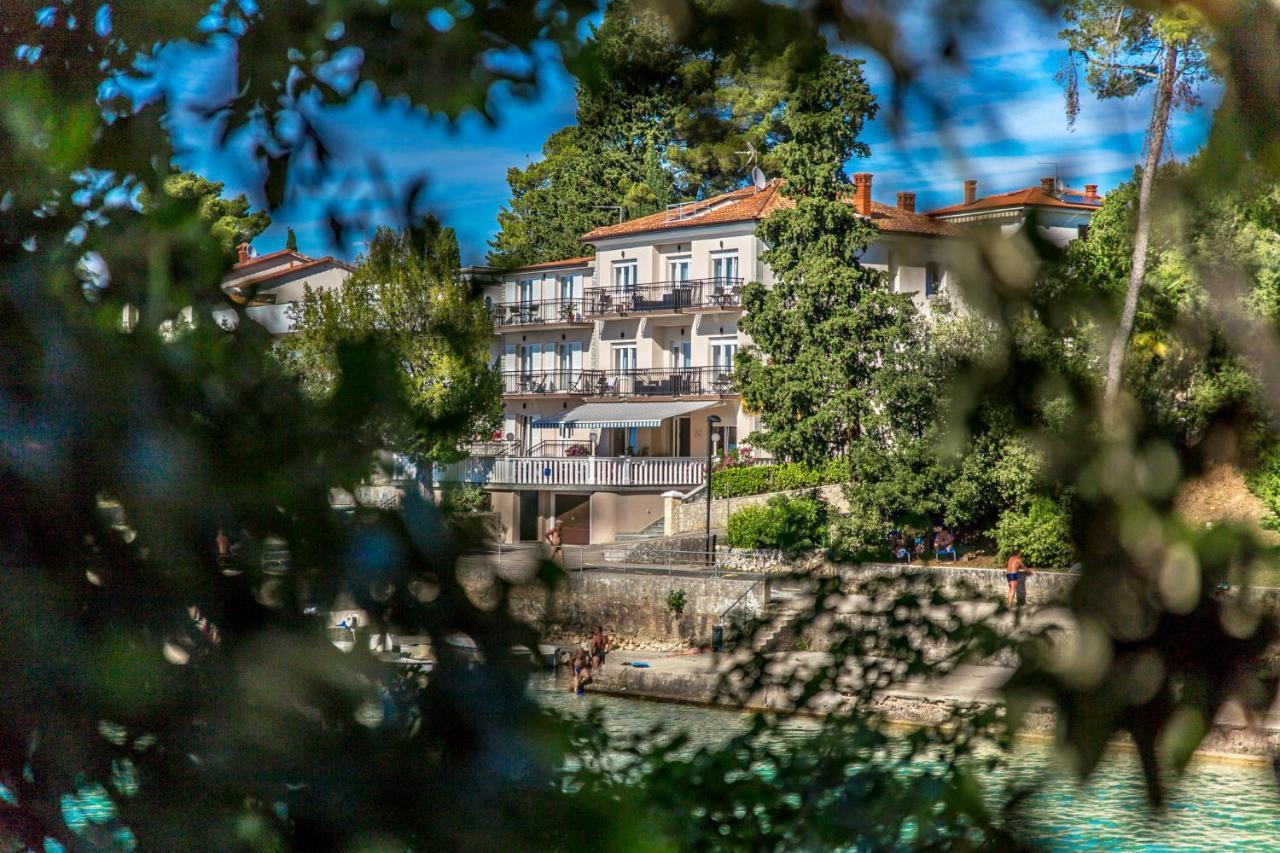 Apartments & Rooms Milcetic D Malinska Eksteriør billede